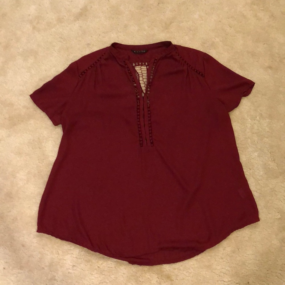 Elvi wine crochet blouse